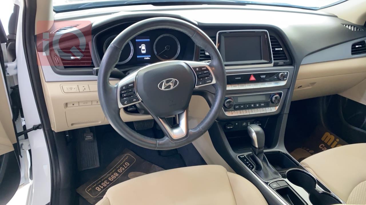 هیوندای سۆناتا